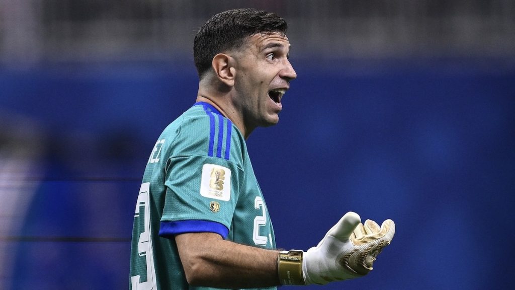 Dibu Martinez