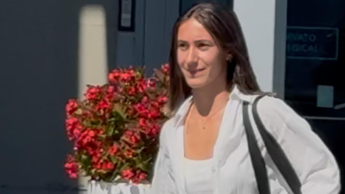 juventus women bartel 232 sbarcata a torino visite mediche gi224 completate 8211 video da Juventusnews24.com juventus women bartel 232 sbarcata a torino visite mediche gi224 completate 8211 video
