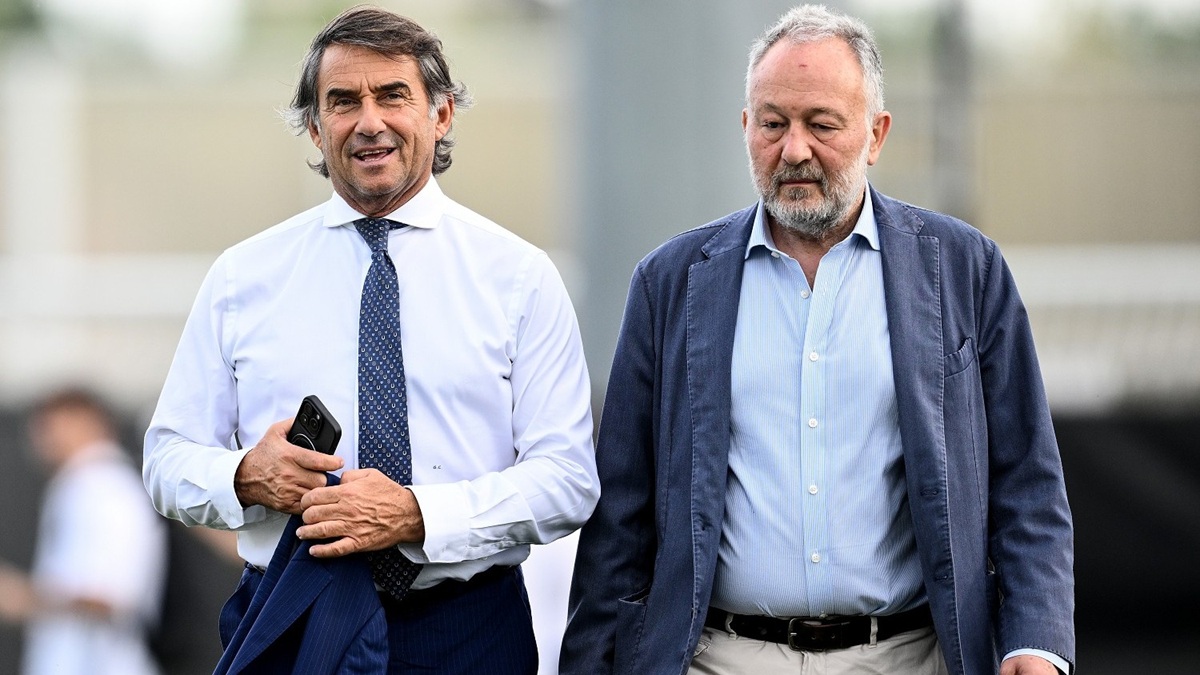 il peso degli esuberi sulle spalle della juve gli ingaggi monstre rallentano le operazioni in uscita da Juventusnews24.com il peso degli esuberi sulle spalle della juve gli ingaggi monstre rallentano le operazioni in uscita