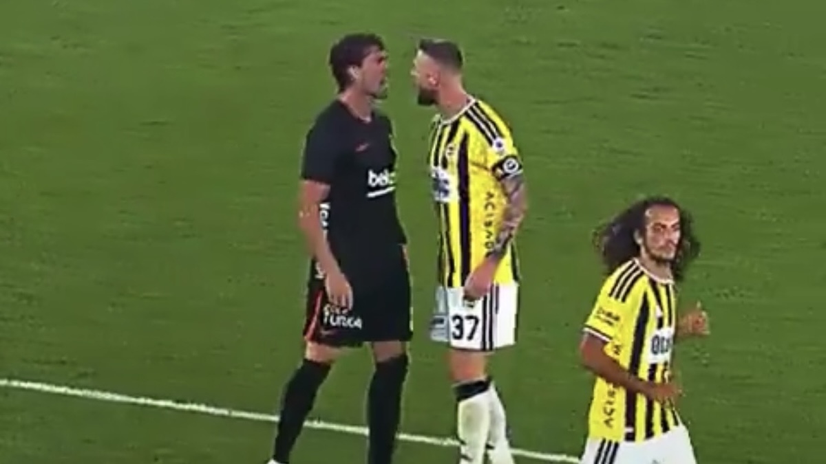 vlahovic ancora protagonista col besiktas anche nel derby di istanbul gol vittoria e scintille con skriniar 8211 foto da Juventusnews24.com vlahovic ancora protagonista col besiktas anche nel derby di istanbul gol vittoria e scintille con skriniar 8211 foto