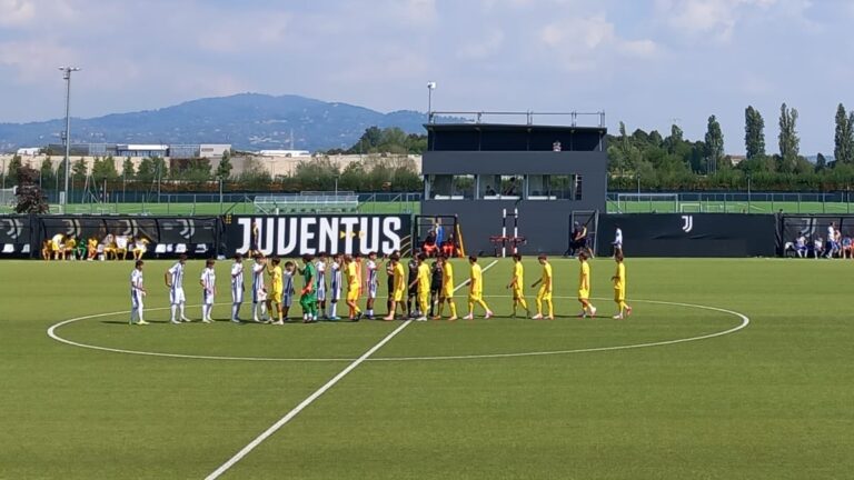 Juventus Carrarese Under 16 3-2 LIVE: fine primo tempo, emozioni e gol. Tante disattenzioni in campo