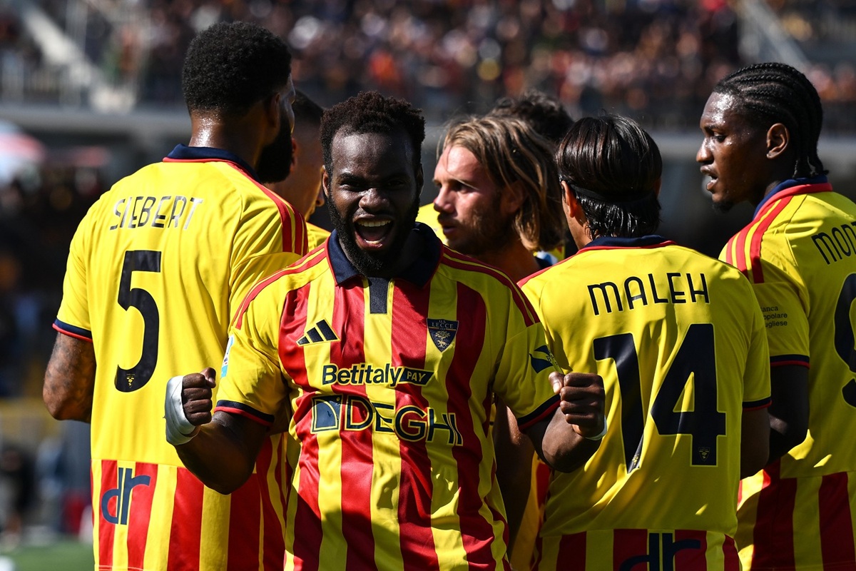 Lecce Juve, pessime notizie per Di Francesco verso la sfida contro i bianconeri: si ferma Coulibaly. Le sue condizioni