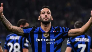 Calhanoglu alla Juventus, il centrocampista turco è il rinforzo ideale per Luciano Spalletti?