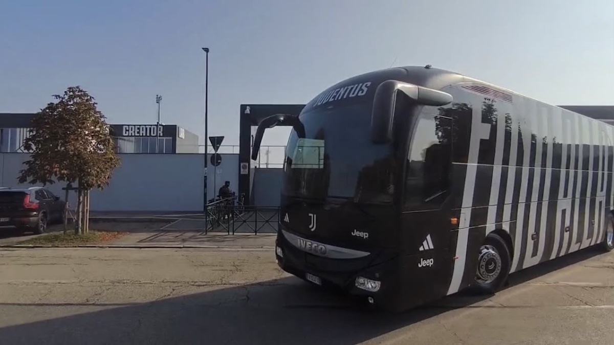 Juventus partita dalla Continassa: ha inizio la missione Genoa per gli uomini di Spalletti – VIDEO