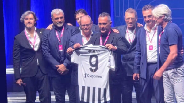 Vialli omaggio
